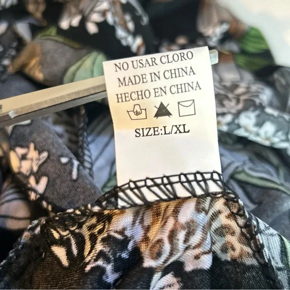 C-Mode Women’s NWT Short Sleeve Floral Pants Romper Jumpsuit Size L/XL - Picture 5 of 9